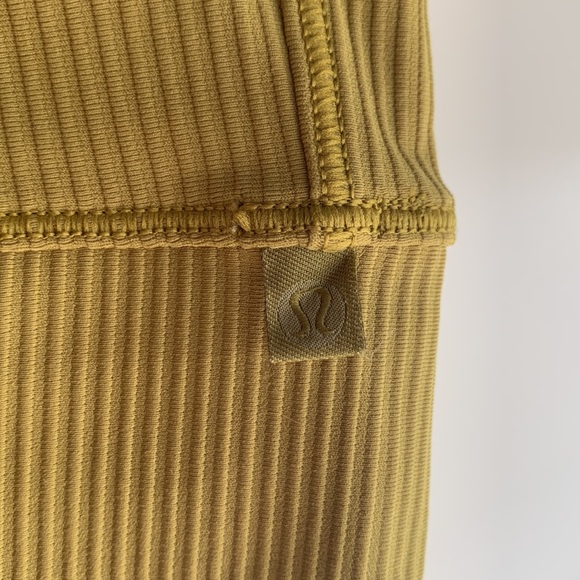 Lululemon Power Pivot Ribbed Tank Top - Picture 4 of 4